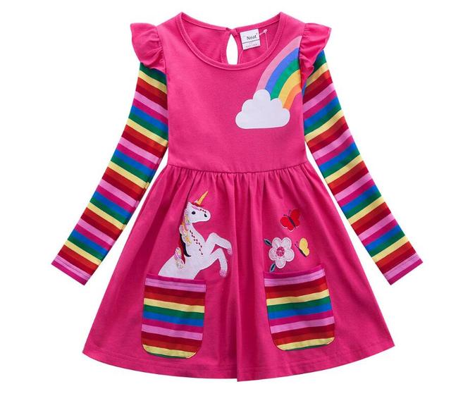 robe licorne rouge multicolore