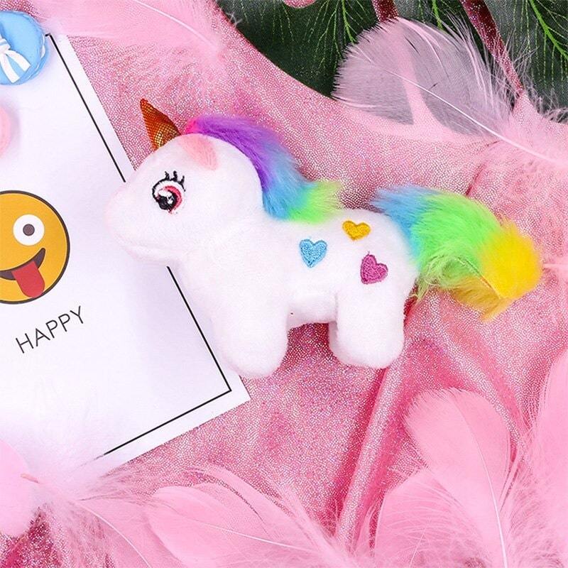 compagnon de jeu licorne en peluche