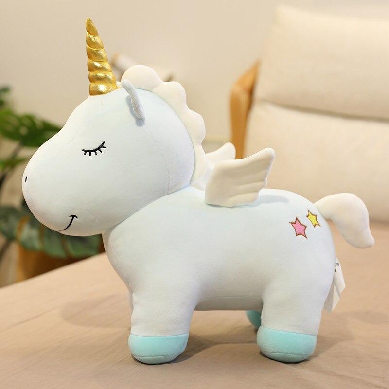 licorne avec ailes colorées