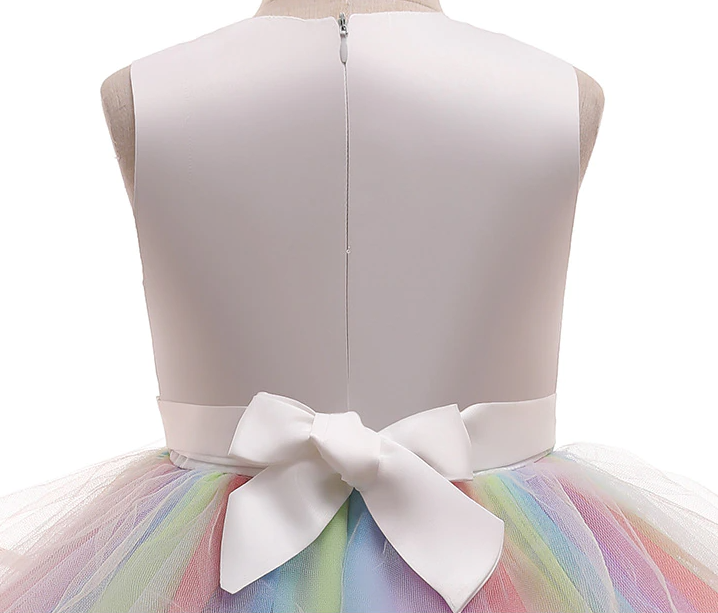 Robe licorne vue de face