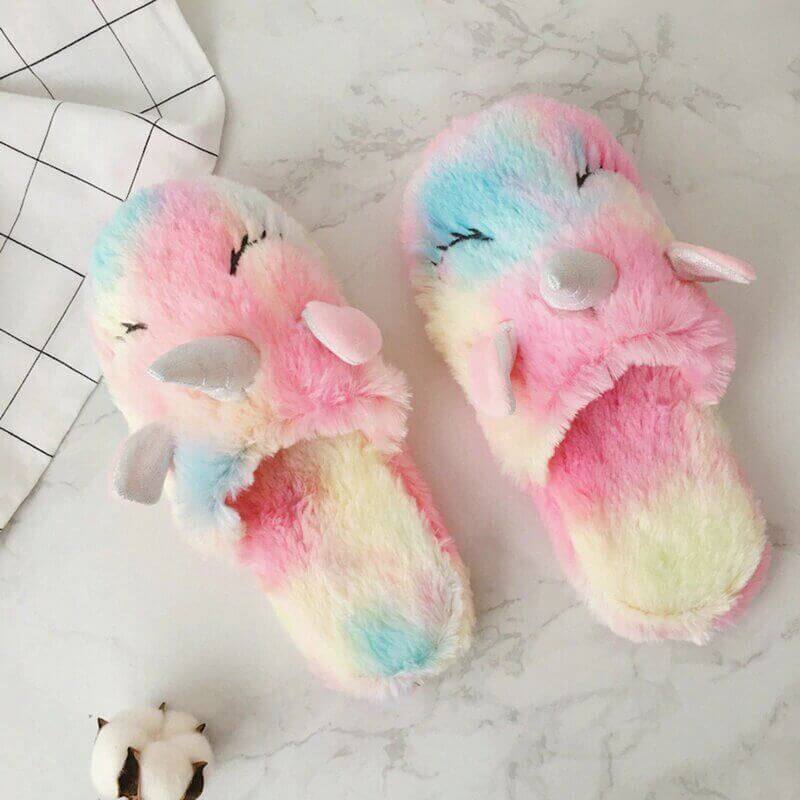 Chaussons licorne en peluche