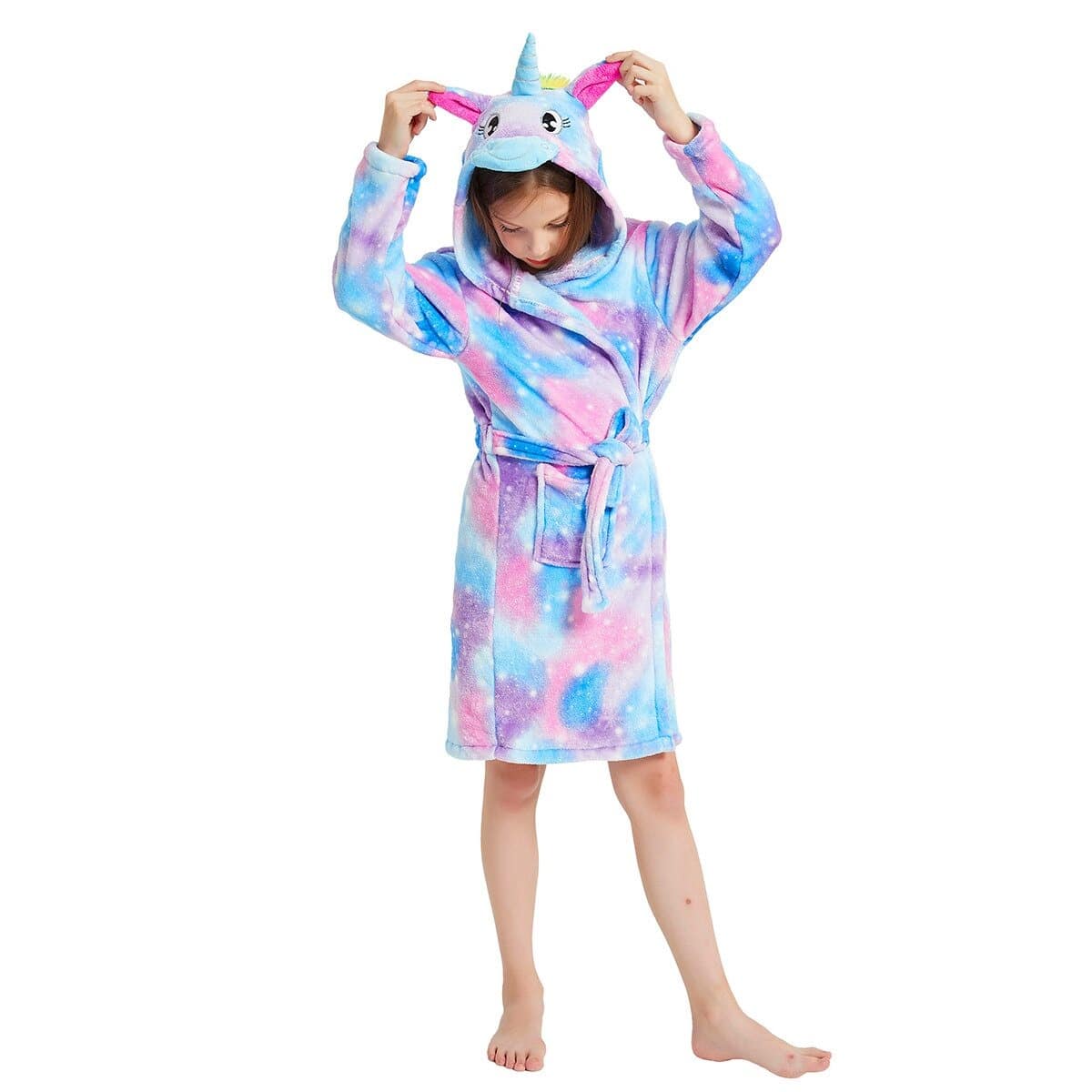 Enfant en peignoir licorne