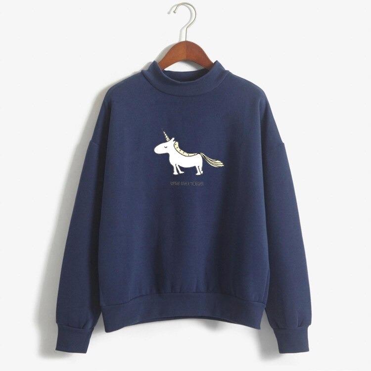 Pull licorne coloré