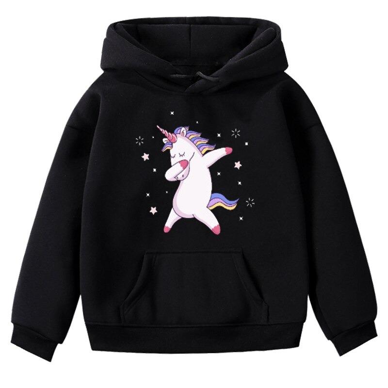 Pull Licorne Dab sur mannequin