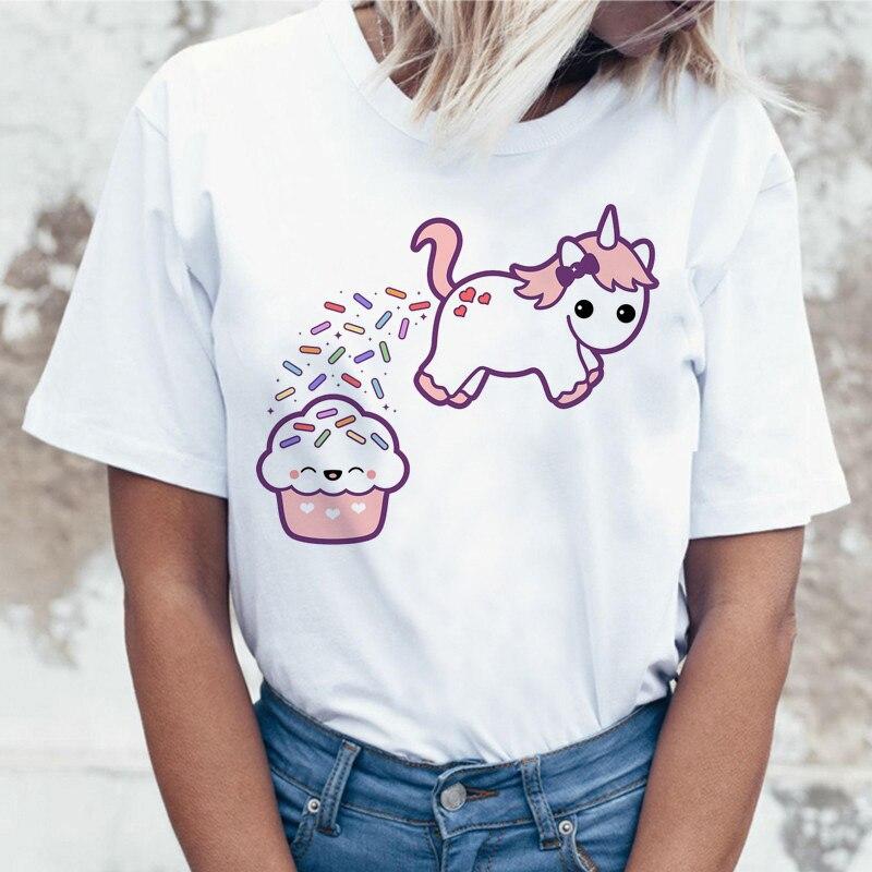 T-Shirt licorne gâteau en gros plan
