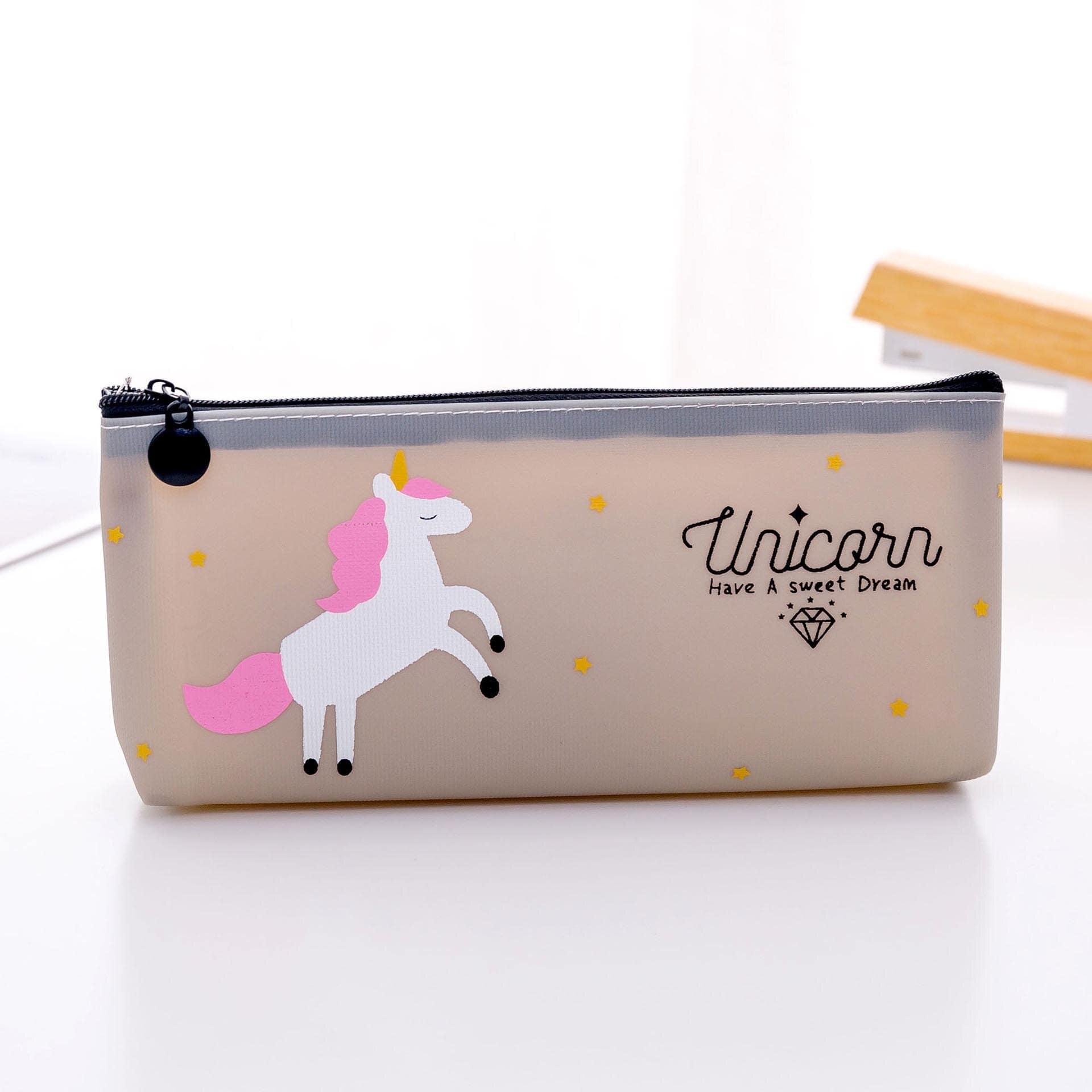 Trousse ouverte avec fournitures