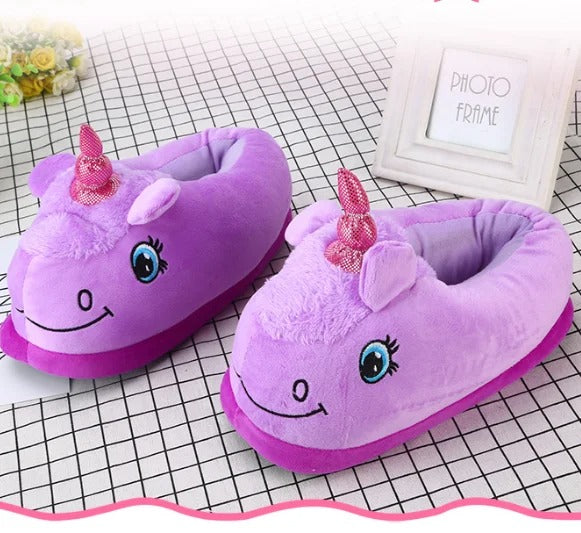 Chaussons licorne violets élégants